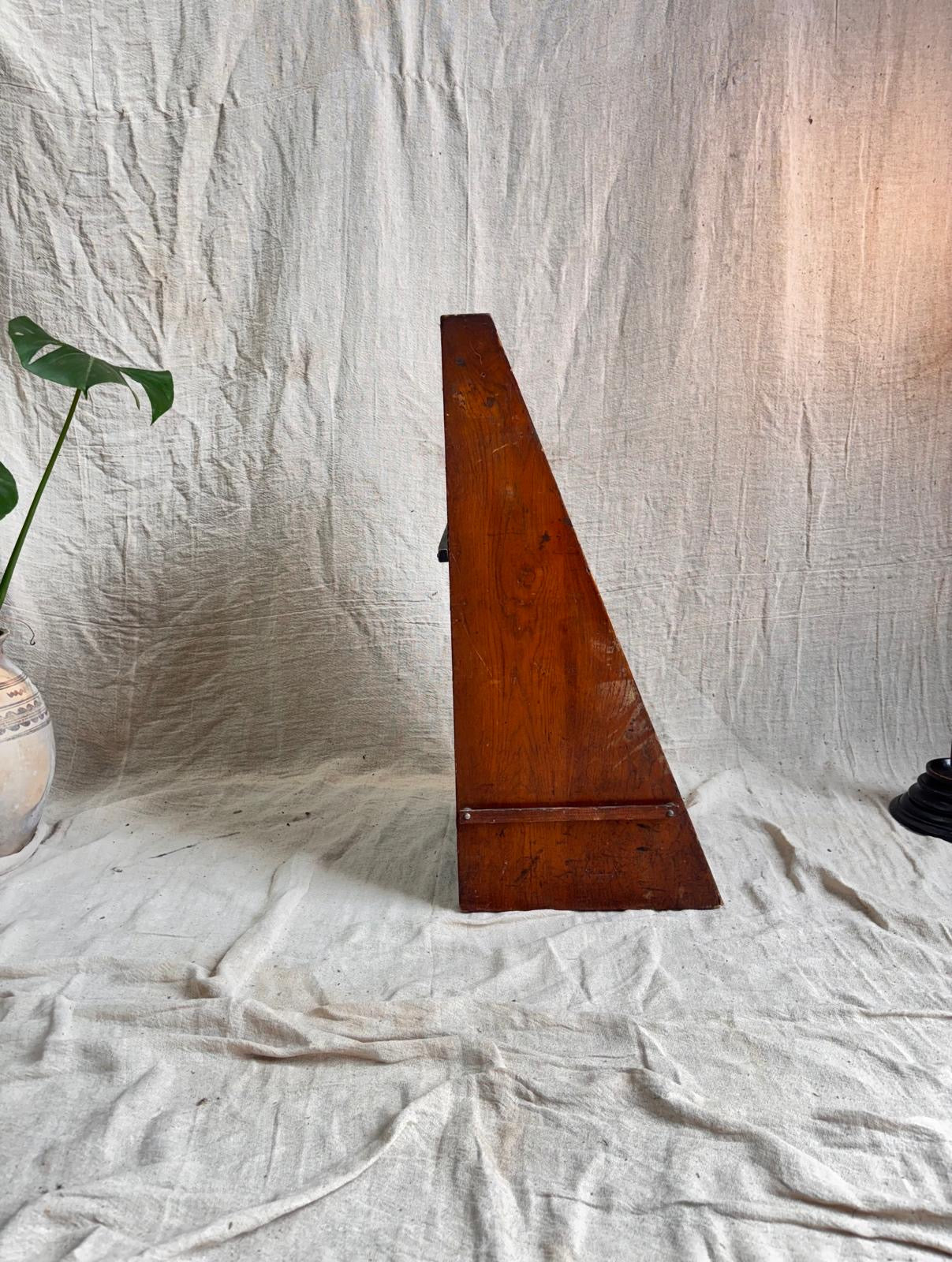 H.W. Caslon &amp; Co Ltd Typesetters Display Stand