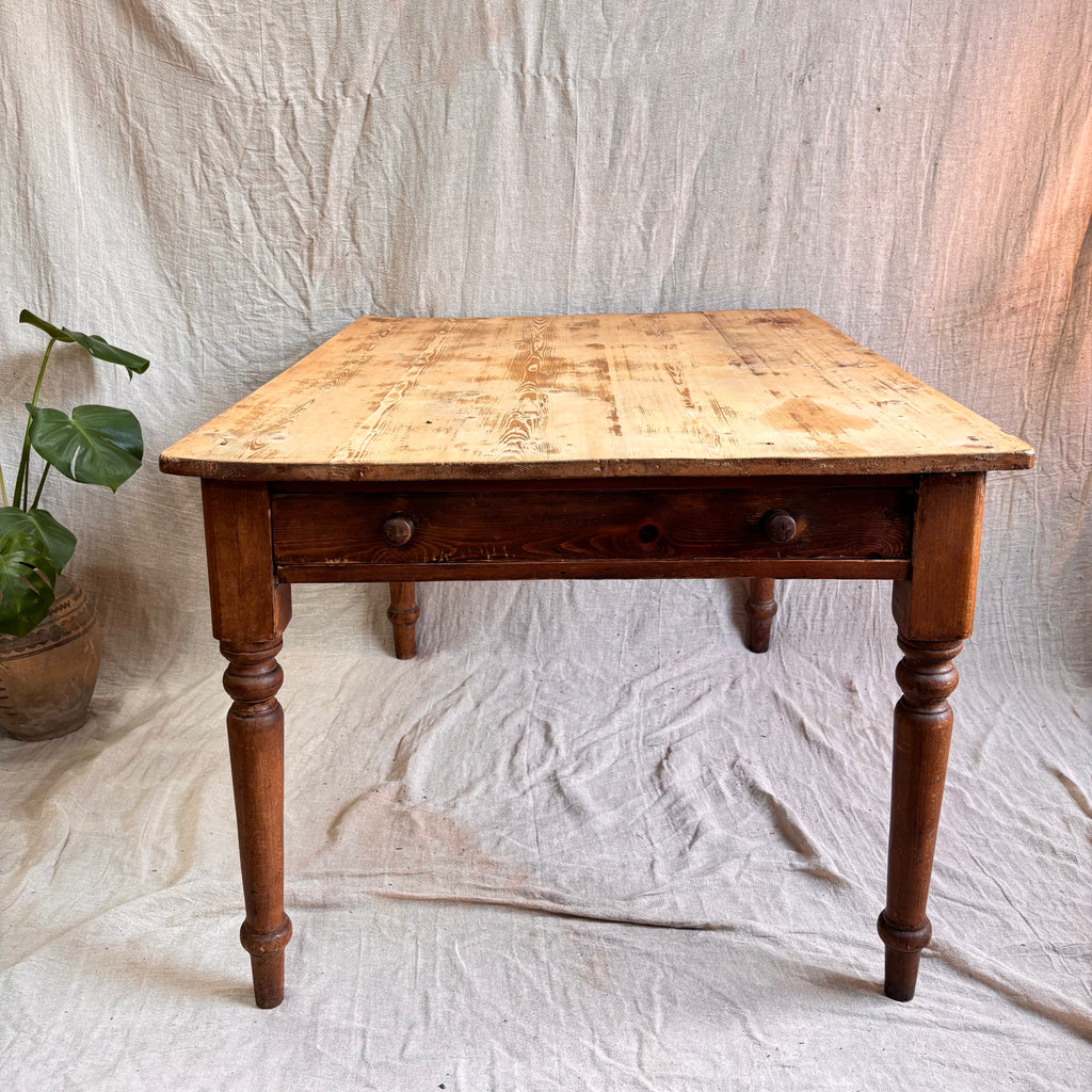 Farmhouse Table with Single Drawer