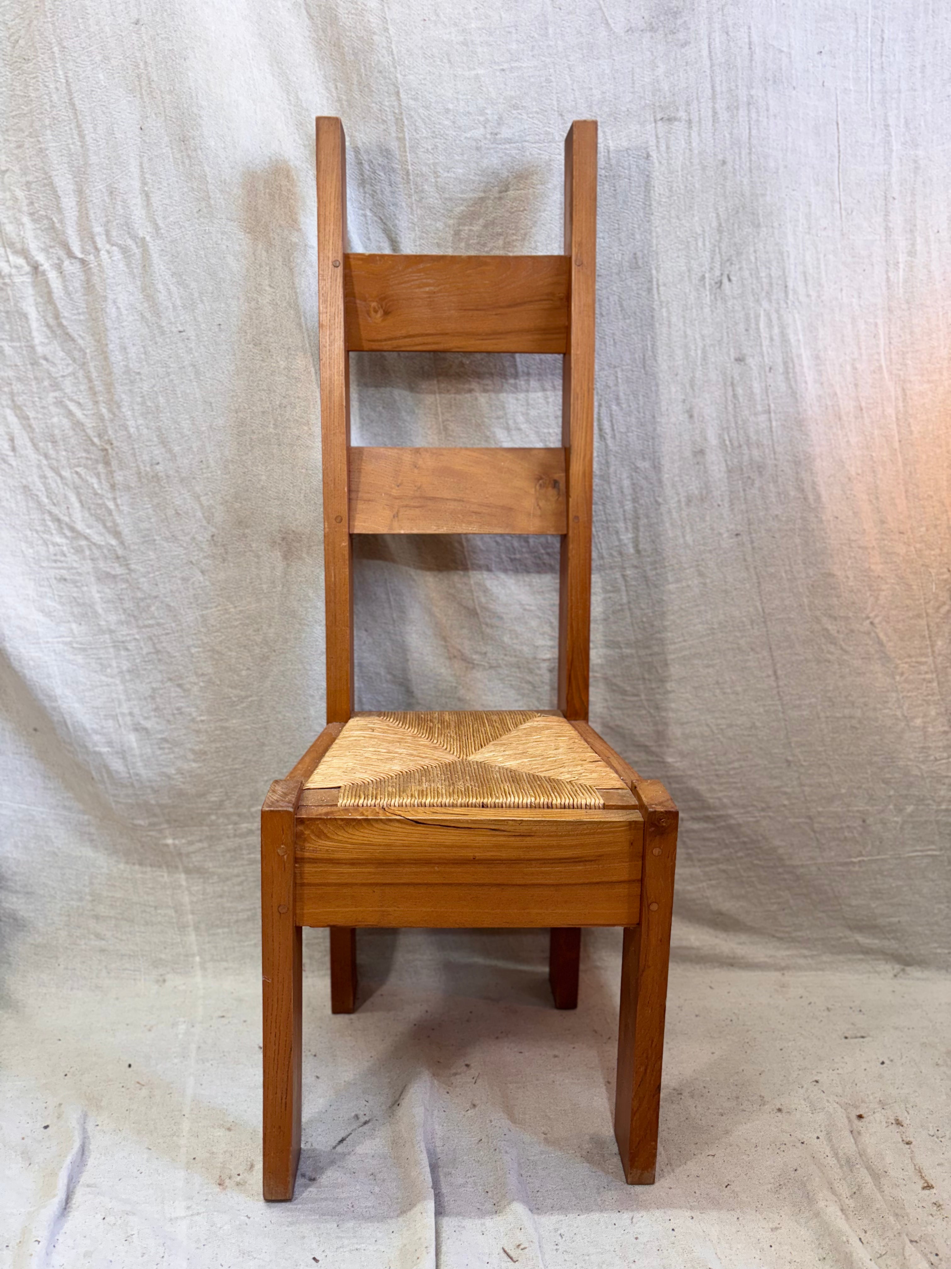 Set of 4 Folk Style Chairs with Rush Seat.