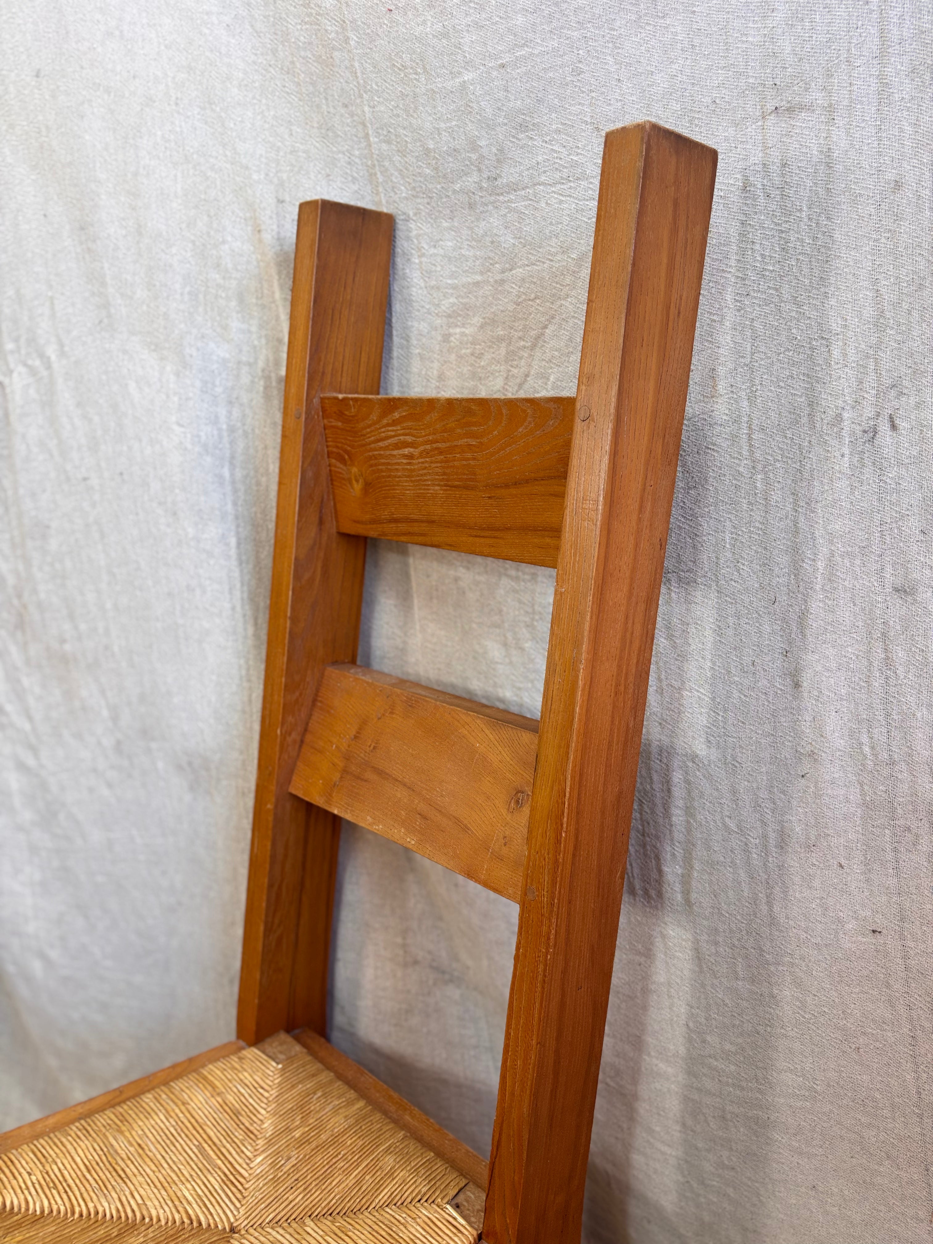 Set of 4 Folk Style Chairs with Rush Seat.