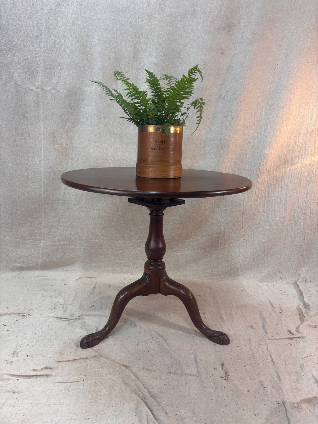 Tilt Top Wine Table