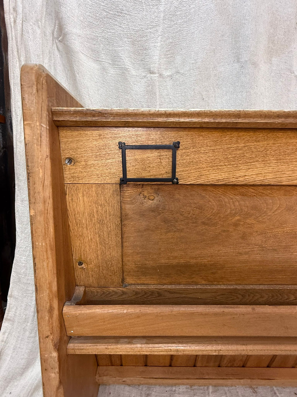Golden Oak Church Pew