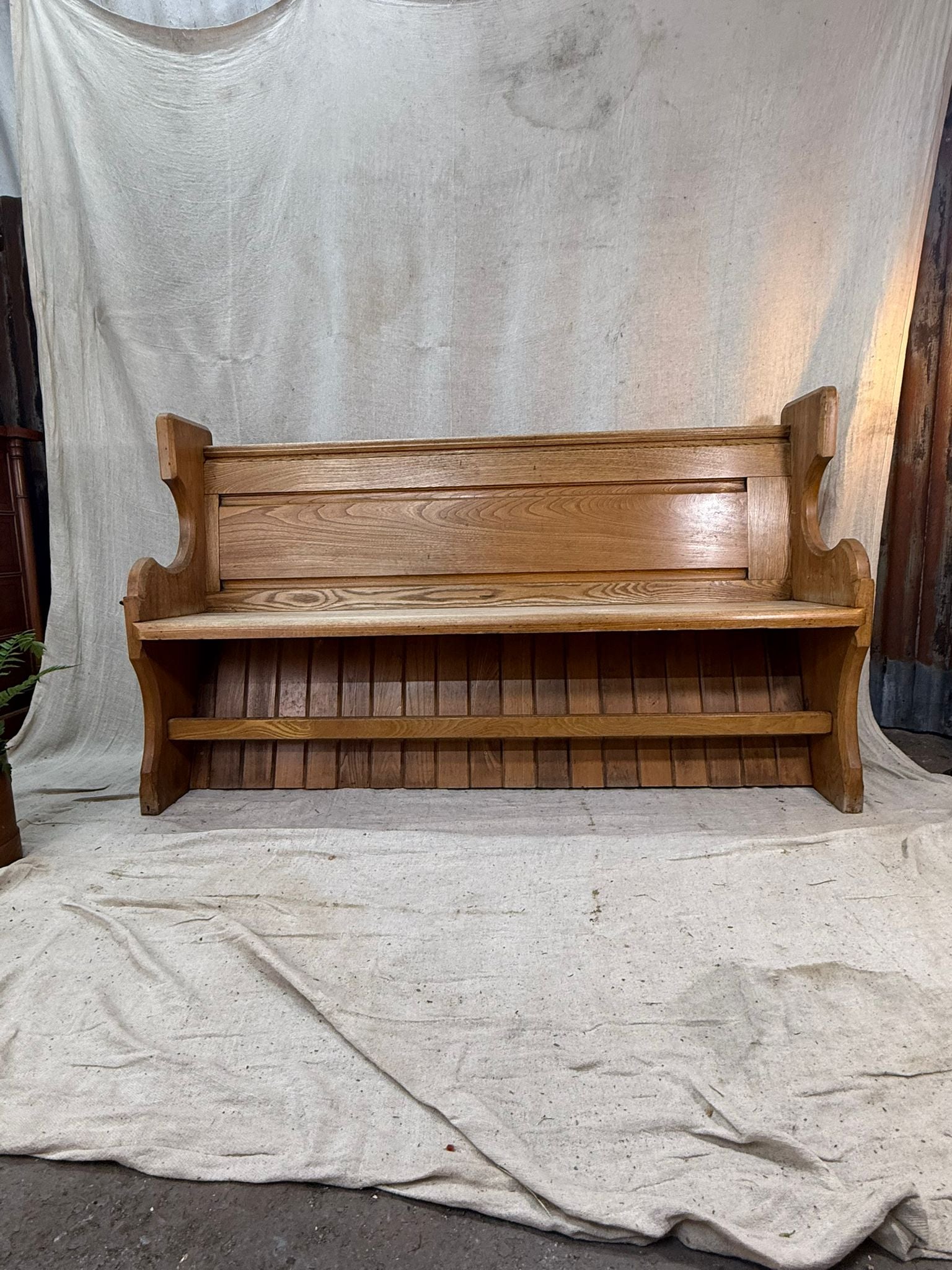 Golden Oak Church Pew