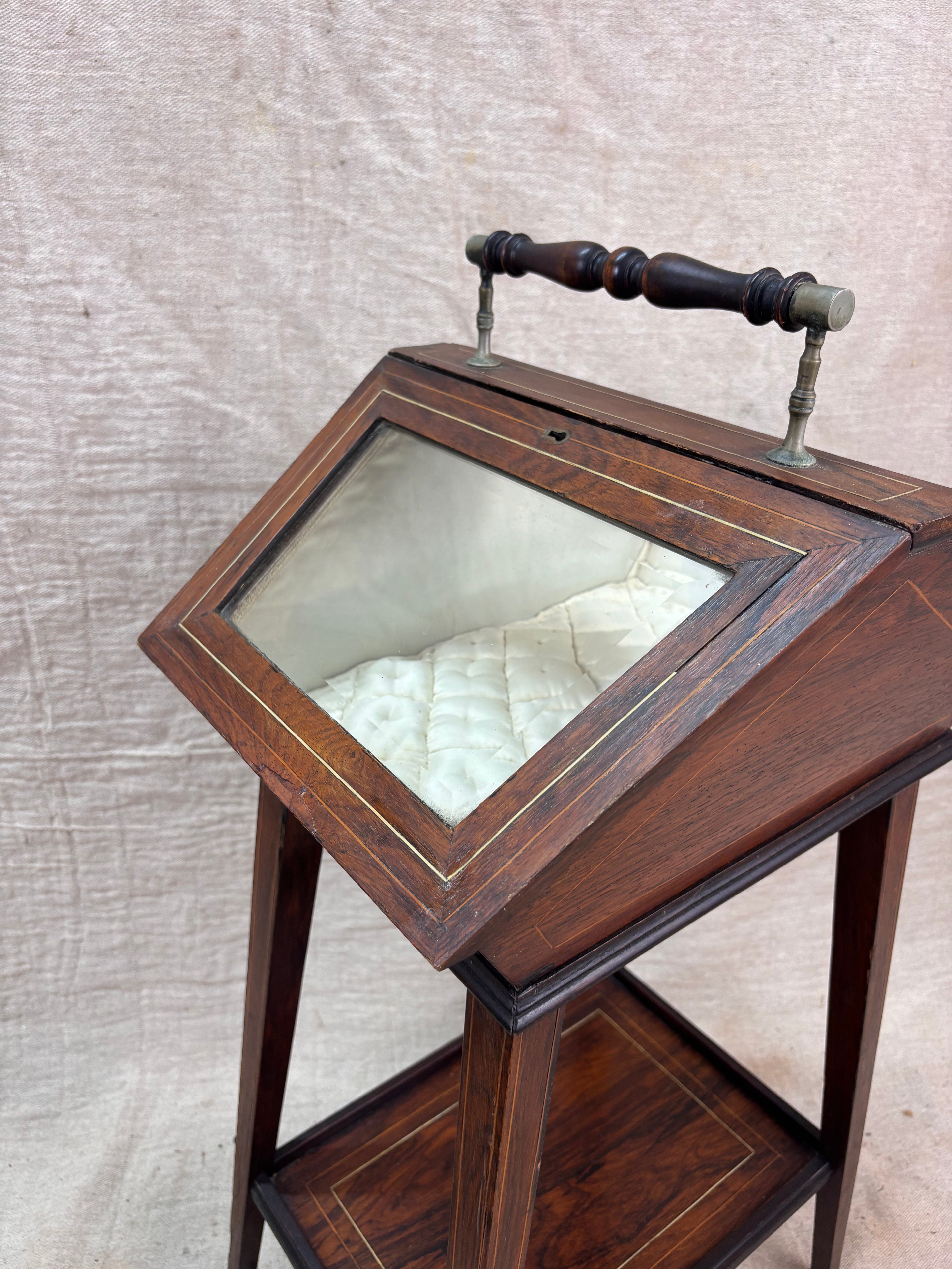 Bijouterie Display Cabinet